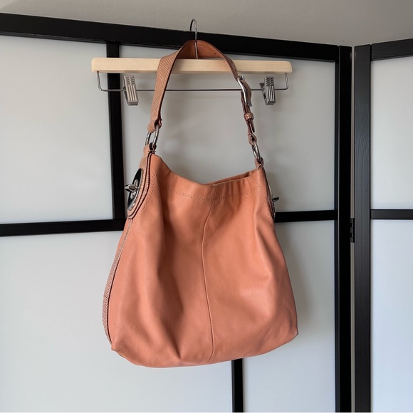 Coach Penelope Shoulder Hobo Bag in a Peach Coral Leather - Picture 4 of 13